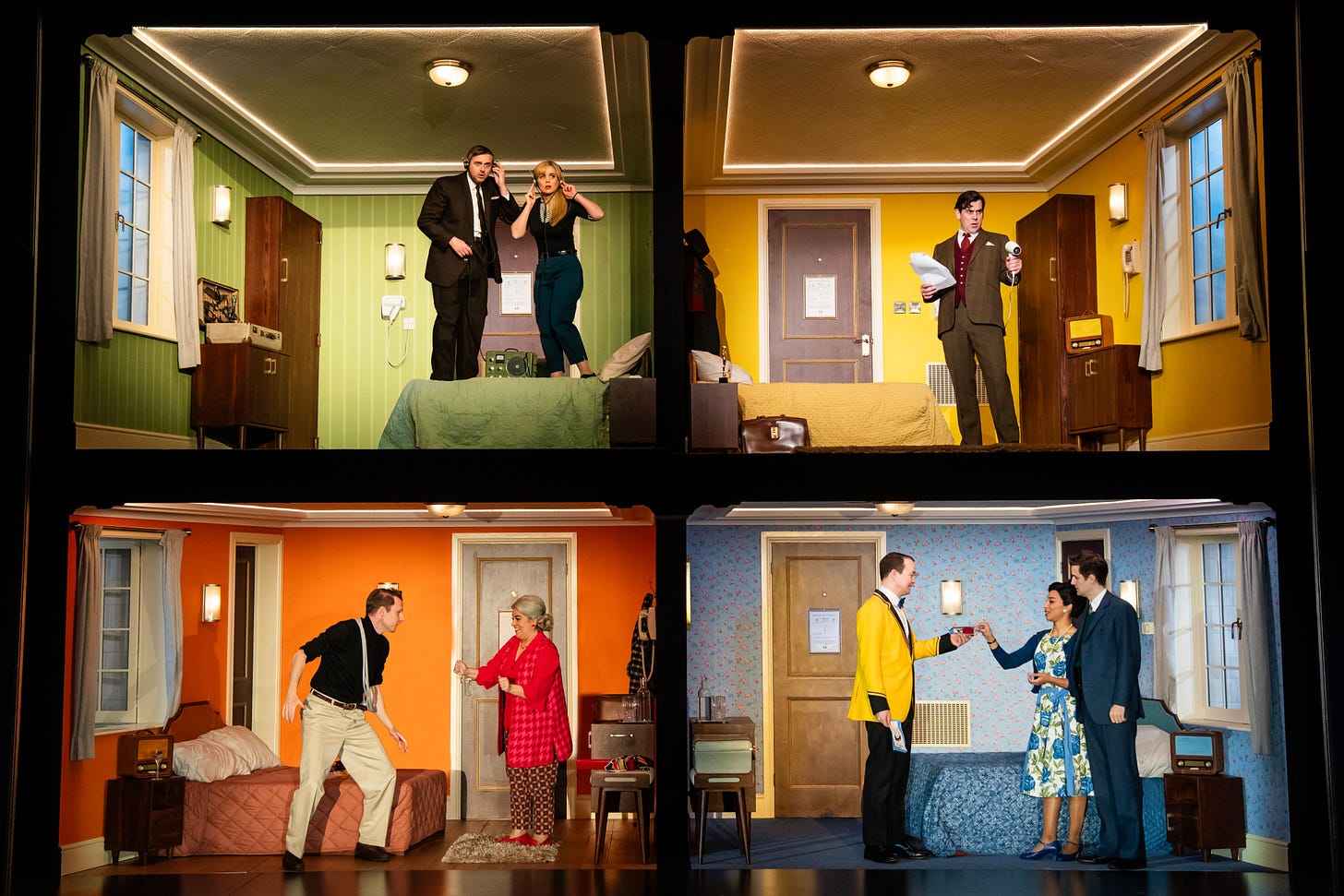 65261TheComedyAboutSpies_PhotoMattCrockett_OriginalWestEndCast.jpg