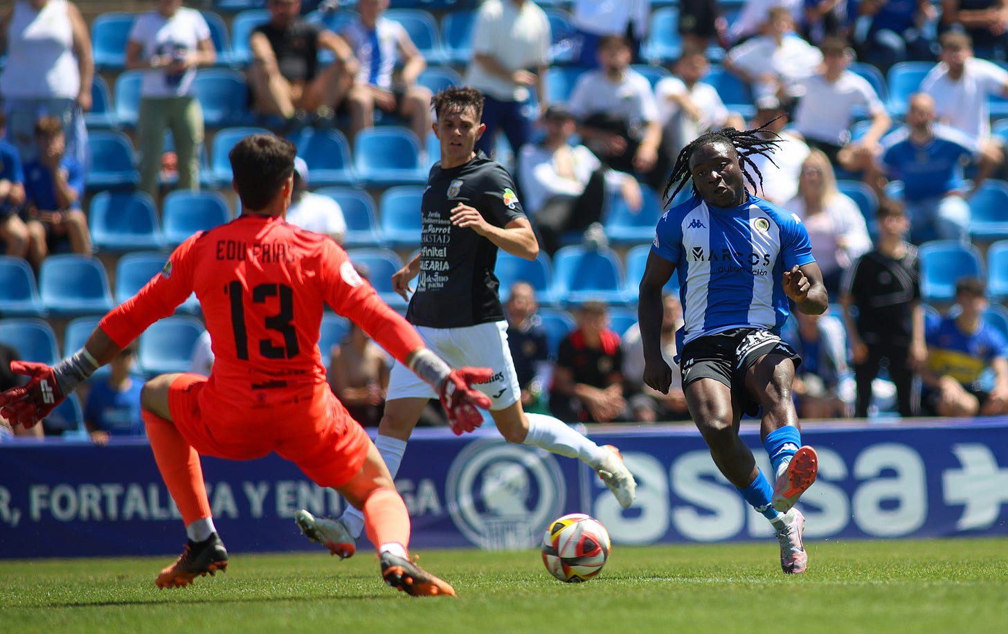 Richie Dapaah definiendo en su gol Richie Dapaah definiendo en su gol