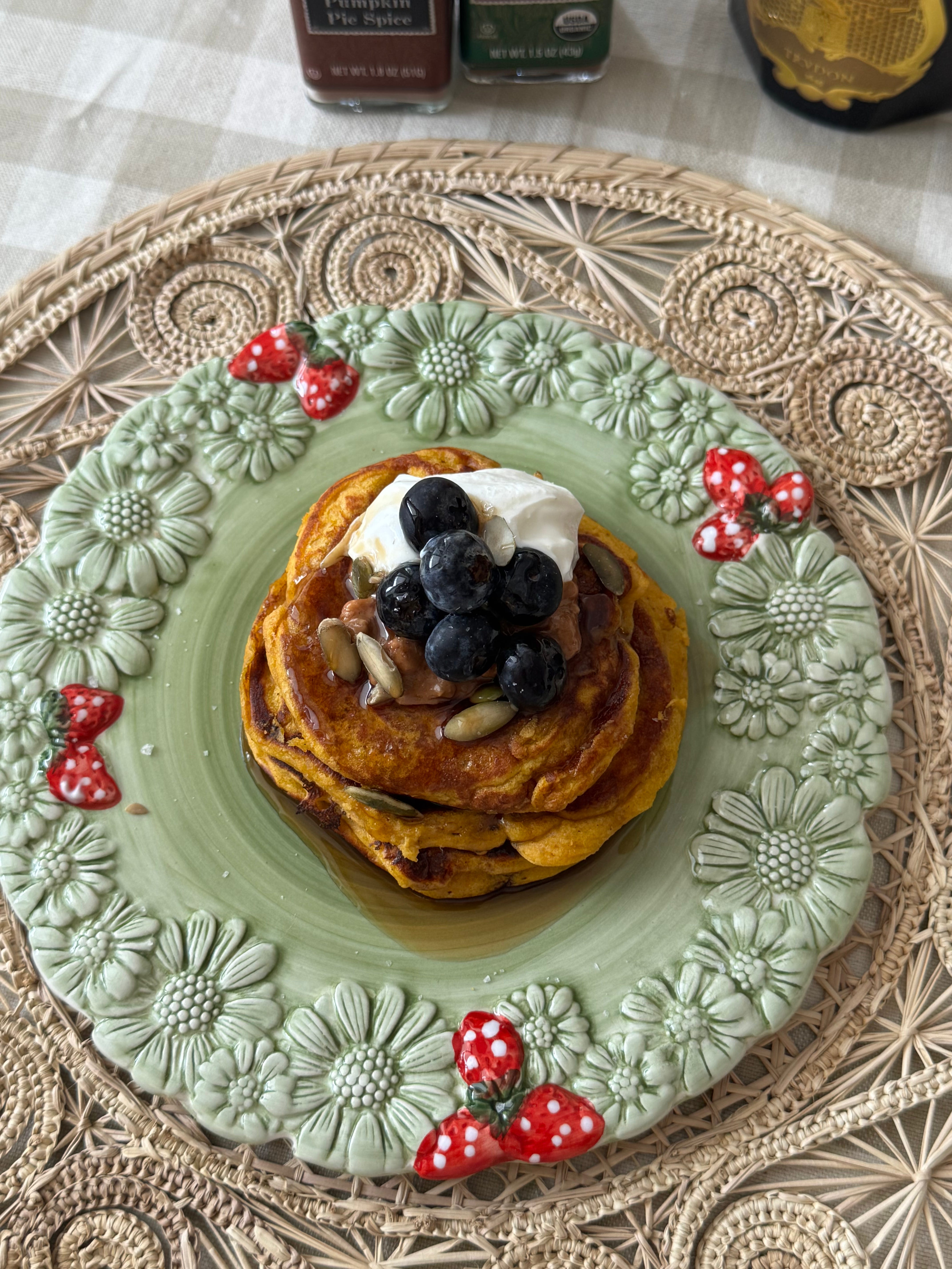 Healthier Pumpkin Pancakes Recipe