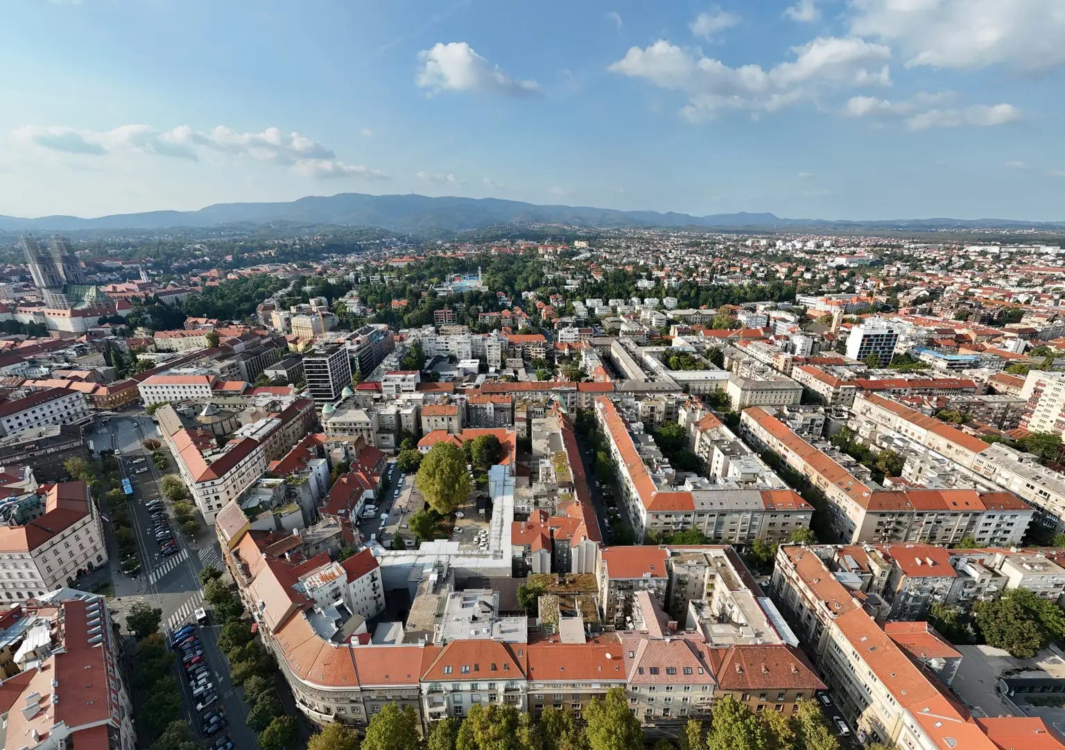 EarthStuff - Geospatial Analysis of Urban Population Model Discrepancies Through Land Use and the Built Environment