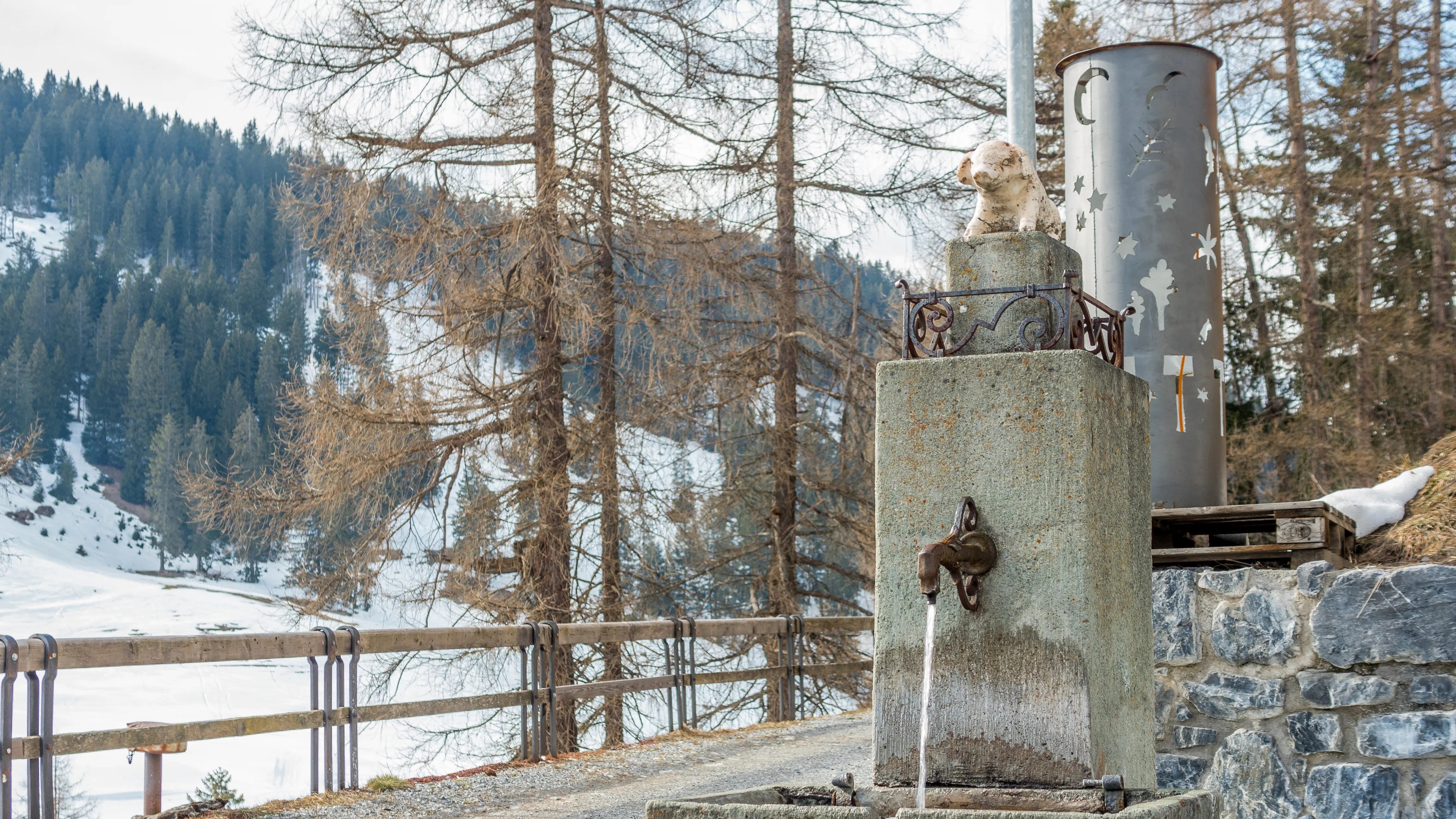 EarthStuff - A National-Scale Database Of Groundwater Level Data For Switzerland