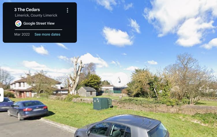 A car parked on the side of a road

AI-generated content may be incorrect.