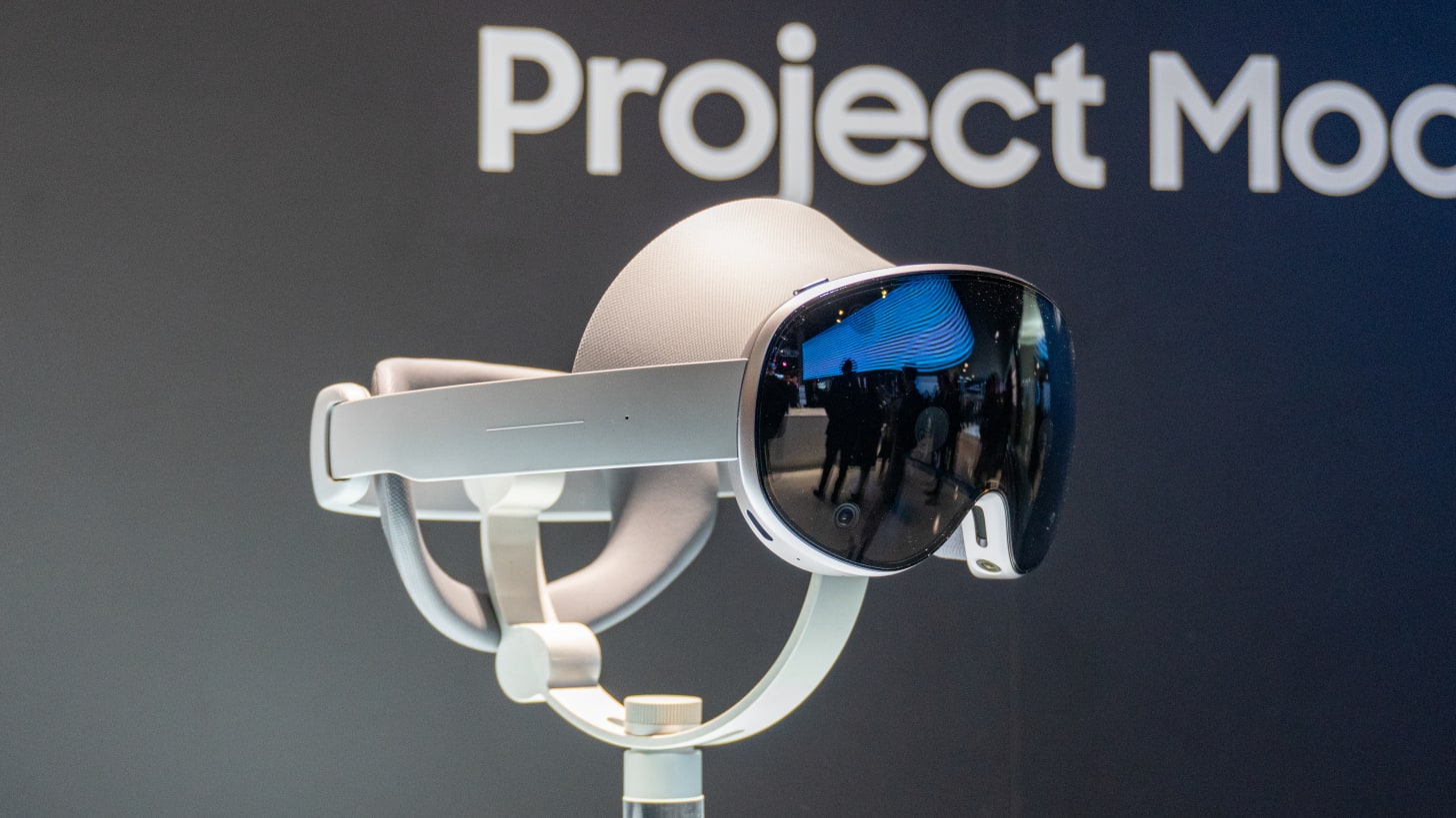 Samsung Project Moohan headset at MWC 2025