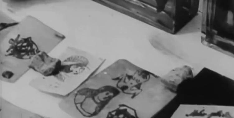 A close-up of a drawing

AI-generated content may be incorrect.