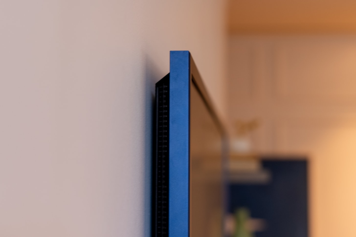 Amazon Ember Artline TV