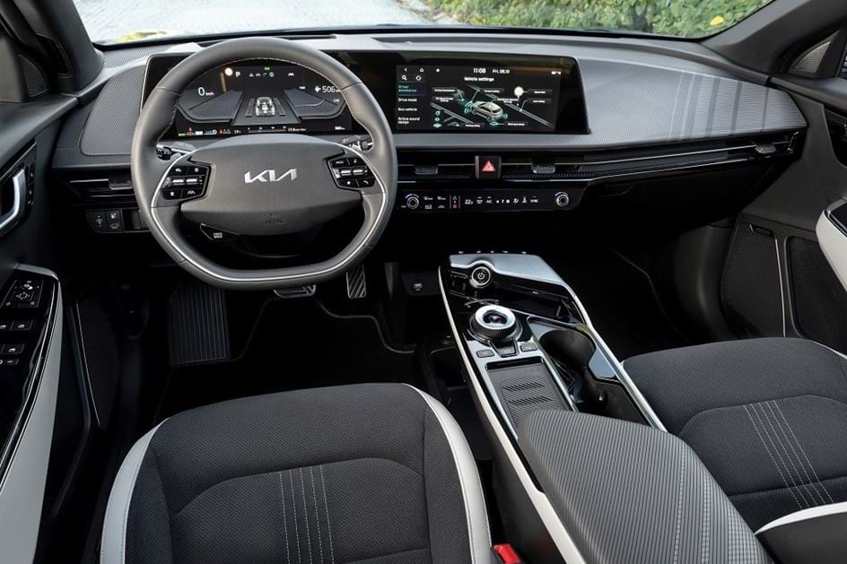 Current "Copy & Paste" of modern car interior (multiple ...