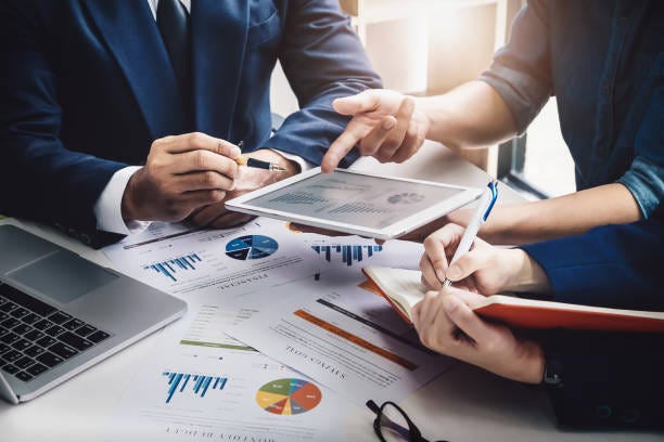 Business Finance, accounting, contract, advisor investment consulting marketing plan for the company with using tablet and computer technology in analysis. Business Finance, accounting, contract, advisor investment consulting marketing plan for the company with using tablet and computer technology in analysis. business sale stock pictures, royalty-free photos & images