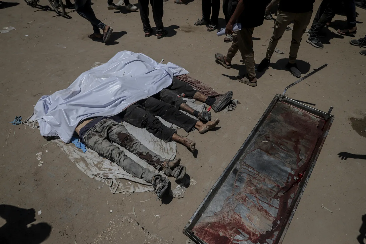 Palestinians Are Collapsing in Gaza’s Streets From Israeli-Imposed Starvation Campaign