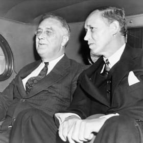 Is the President of the USA acting like an "Agent of Influence" for Putin?