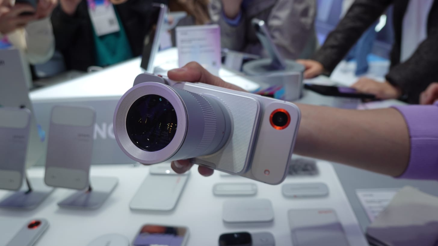 Tecno modular magnetic phone