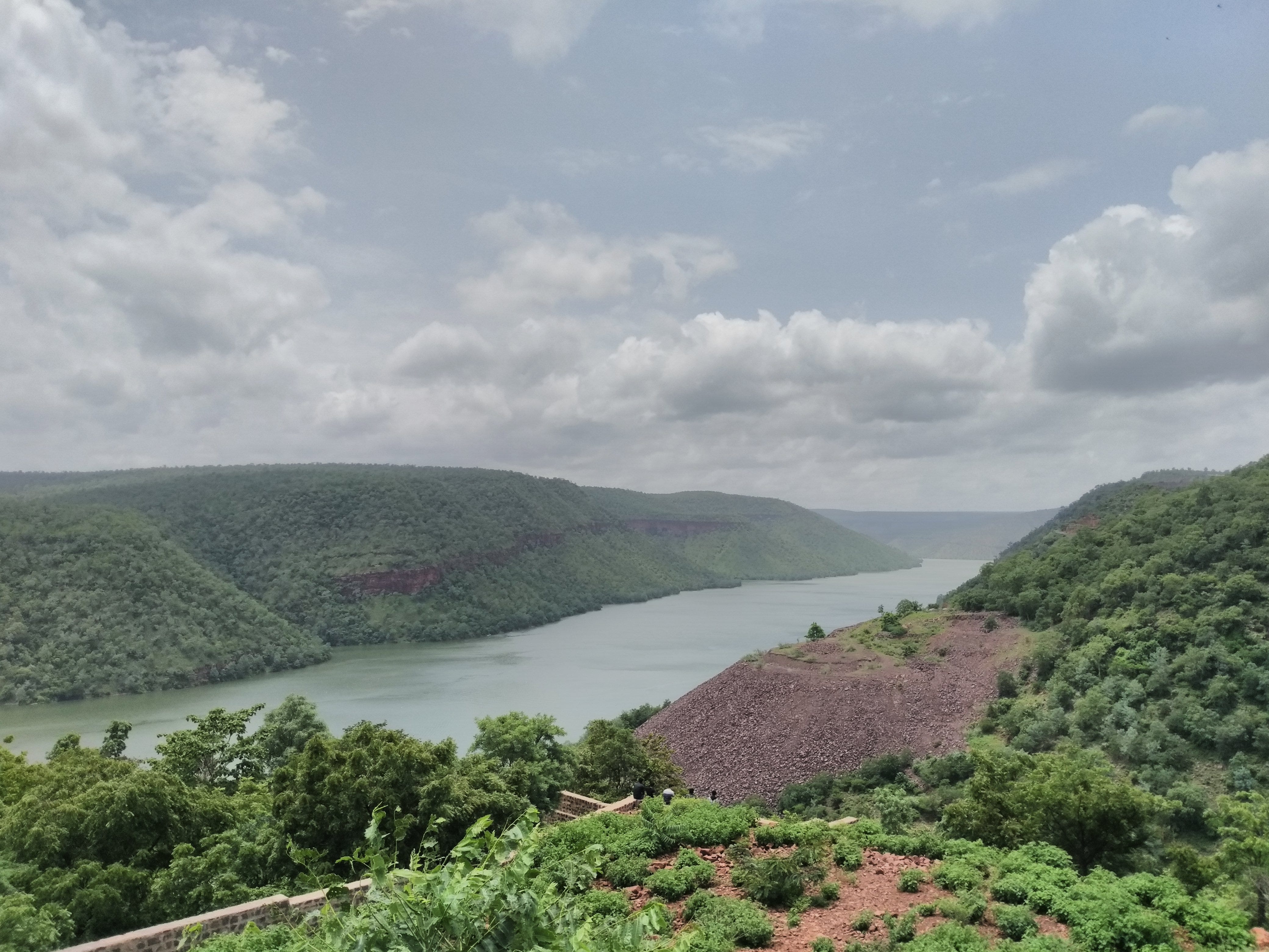 EarthStuff - Impact Of Reservoir Storage On Propagation From Meteorological To Hydrological Drought