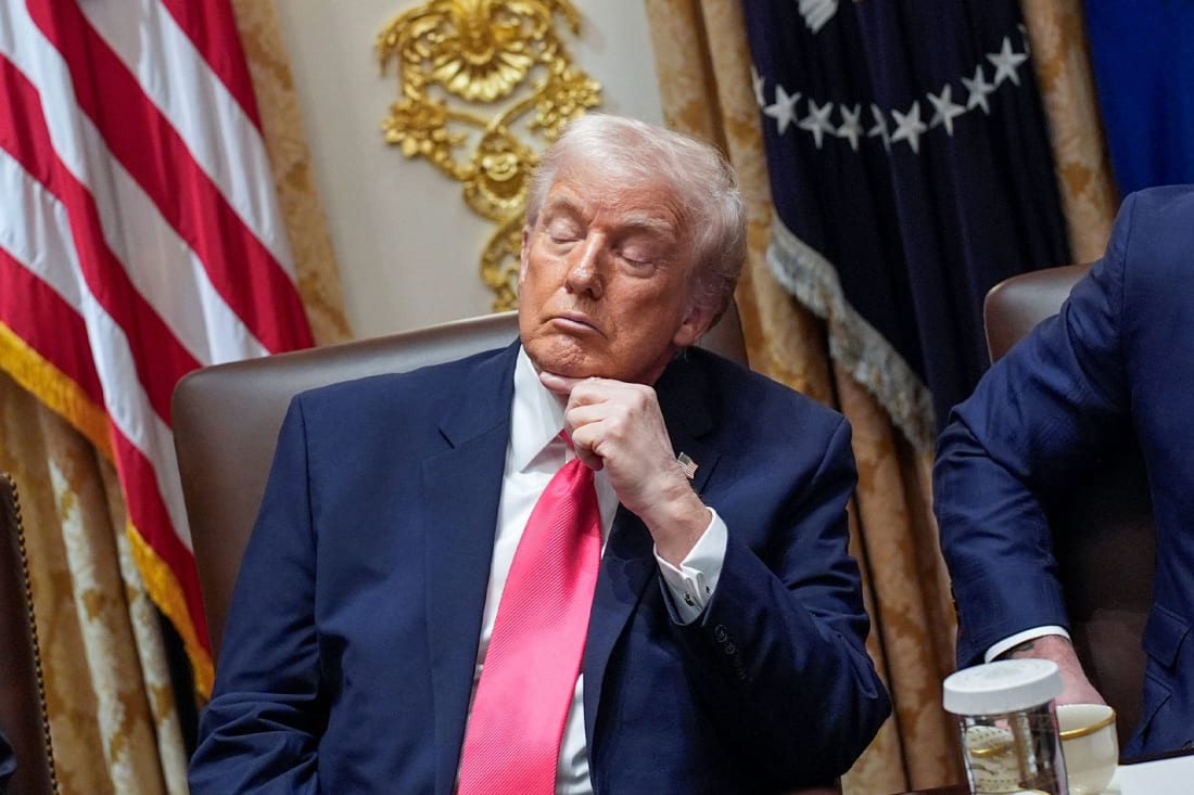 White House gives forceful response after lefty news outlets accuse Donald  Trump of falling asleep in cabinet meeting