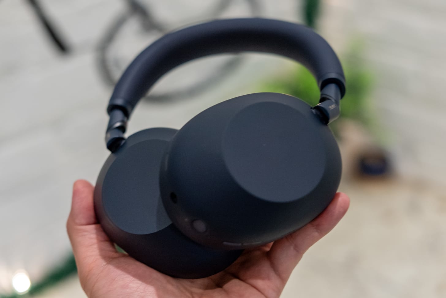 Sony WH-1000XM6 wireless headphones review