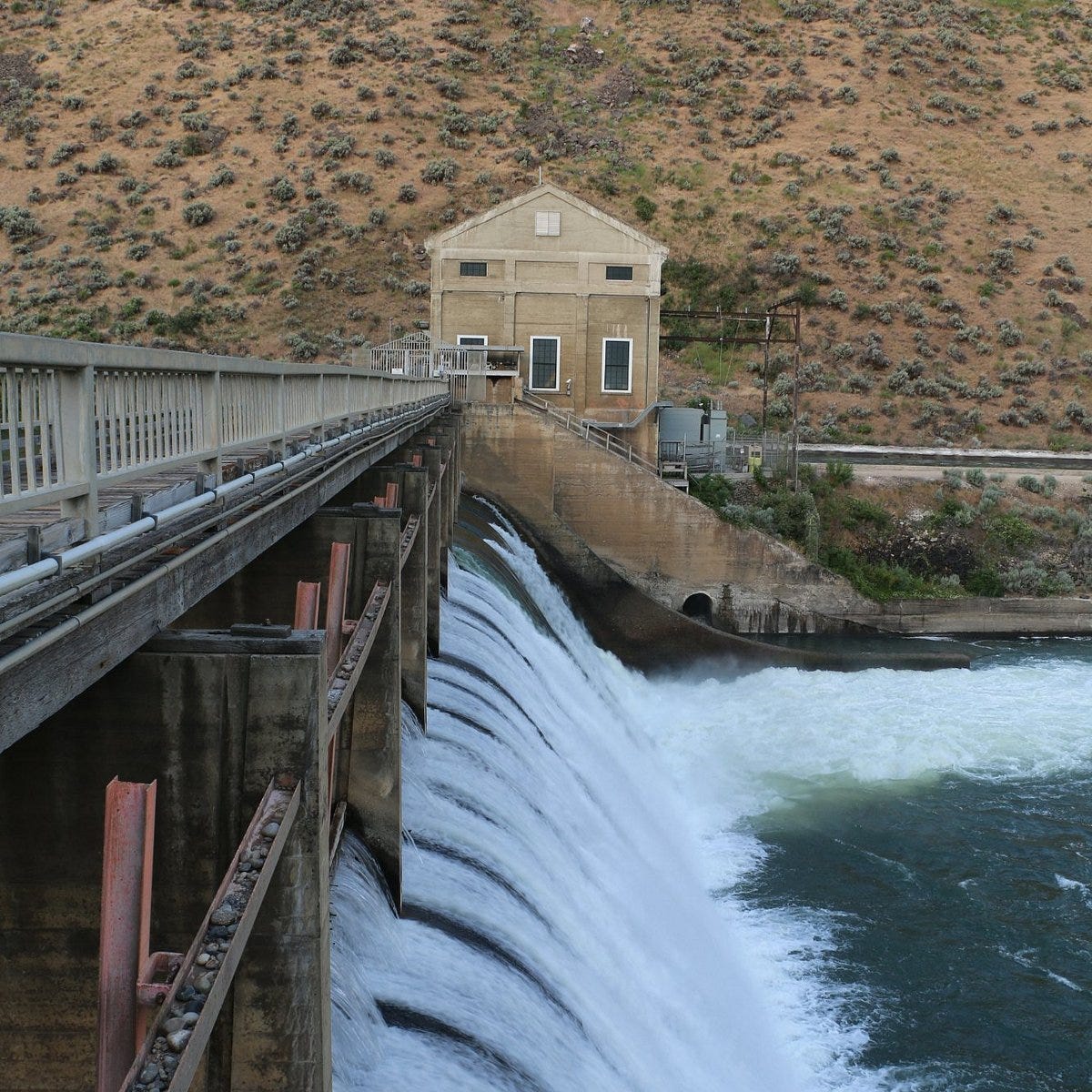 EarthStuff - Effects Of Discharge And Morphology On Fluvial Sound