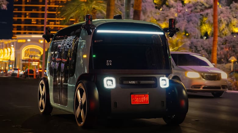 Zoox robotaxi at night on Las Vegas Street Zoox robotaxi at night on Las Vegas Street