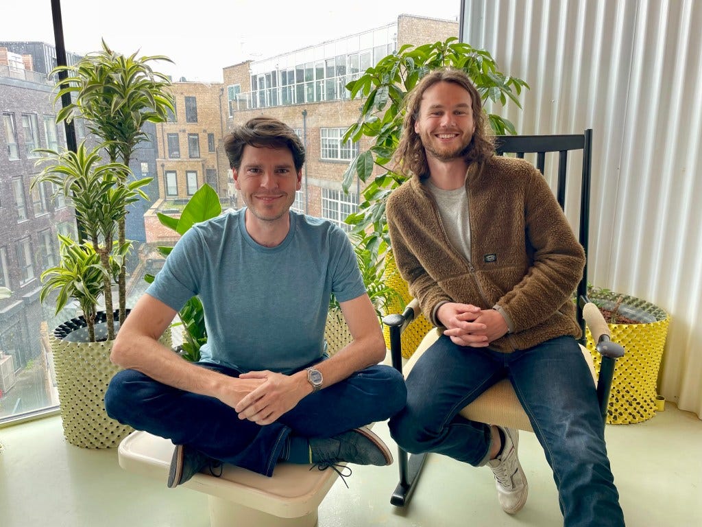 Granola debuts an AI notepad for meetings | TechCrunch