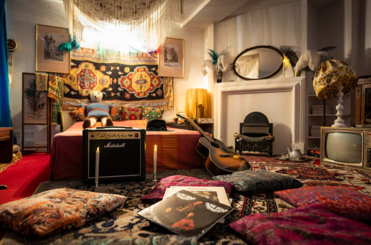 Things to do today in London: the interior of Jimi Hendrix's flat