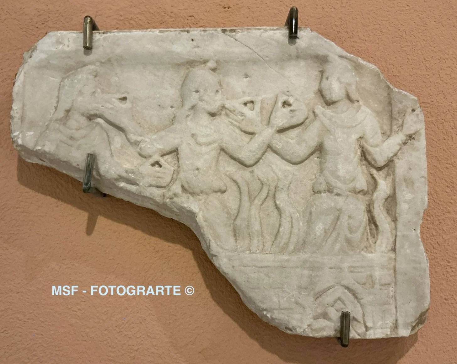 Fragmento sarcófago «Tres jóvenes horno» (Museo Cádiz, España)
