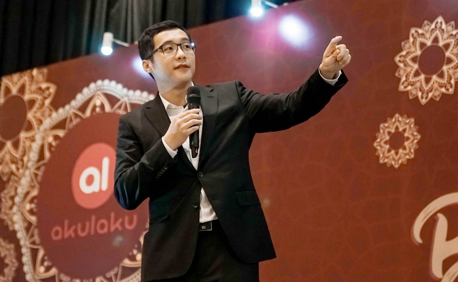 Jatuh Bangun William Li dalam Membangun Akulaku Halaman 1 - Kompasiana.com
