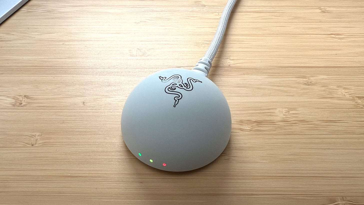 Razer Viper V4 Pro dongle