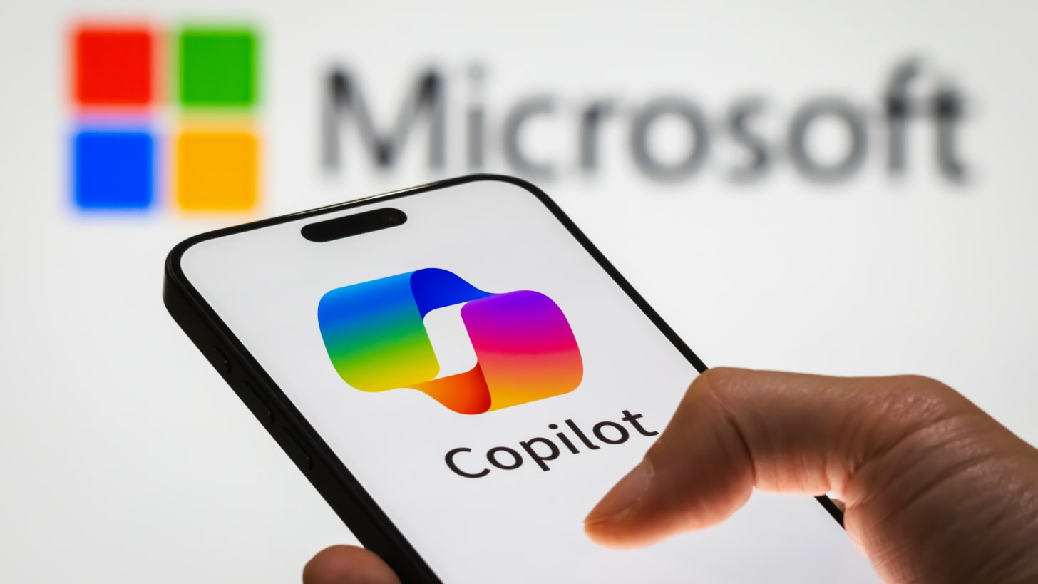 Microsoft 365 Copilot AI agents expand to more apps | Windows Central