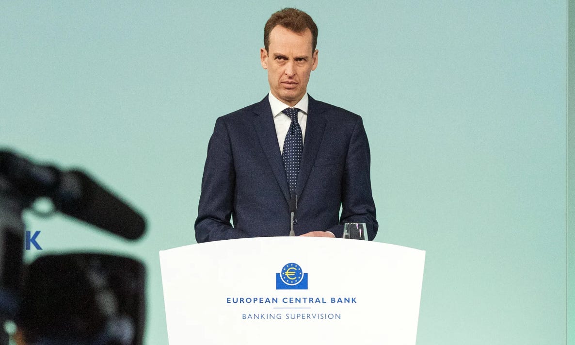 Central Banks Intensify Climate Regulation Despite Collapse of Green Finance