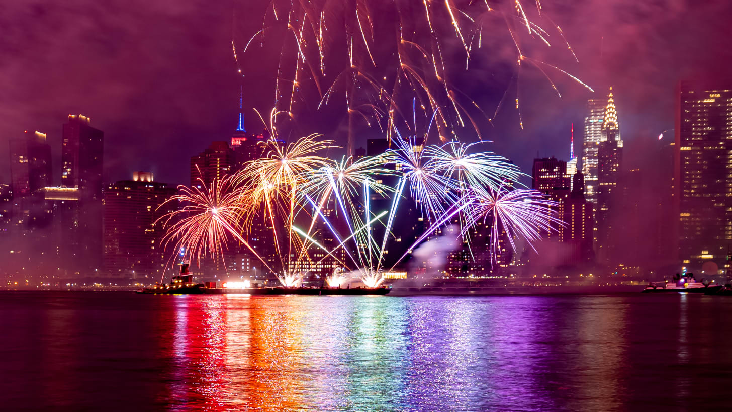 How to photograph fireworks