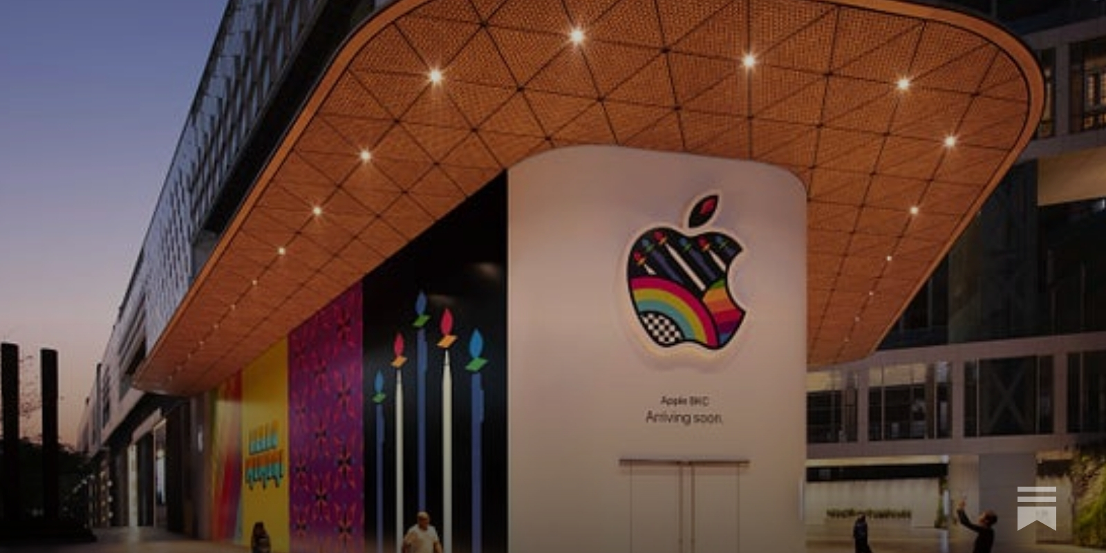 Do flagship Apple Stores exist? - by Michael Steeber