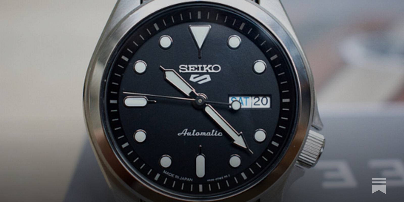 Seiko 5 sales black bay