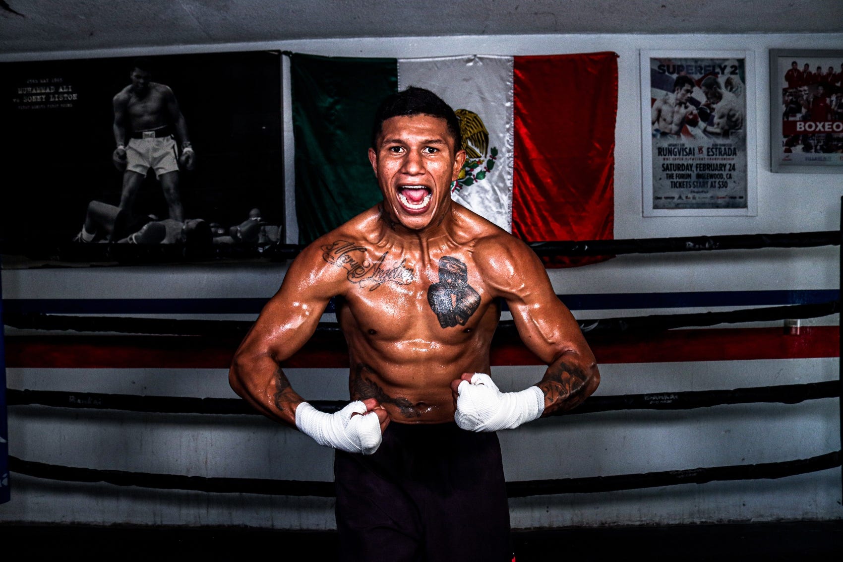 TOLEDO, OH - FEBRUARY 10: IBF World lightweight champion Robert