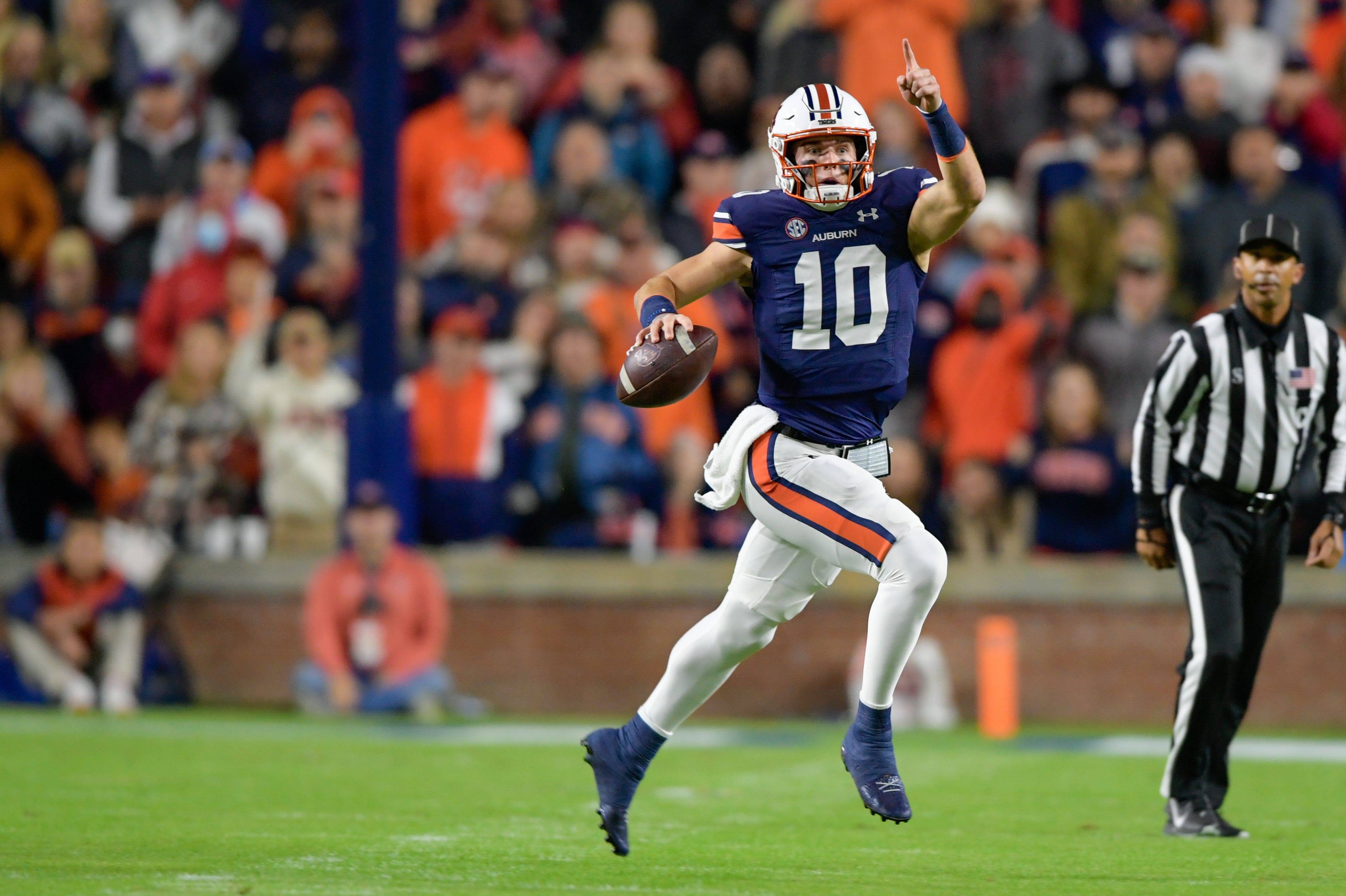 Bo Nix Auburn quarterback ankle injury surgery Iron Bowl out for