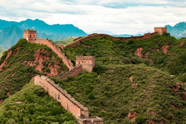 Chinese wall'? Who uses 'Chinese wall'? Well, IBM did, and it actually  means 'firewall' • The Register