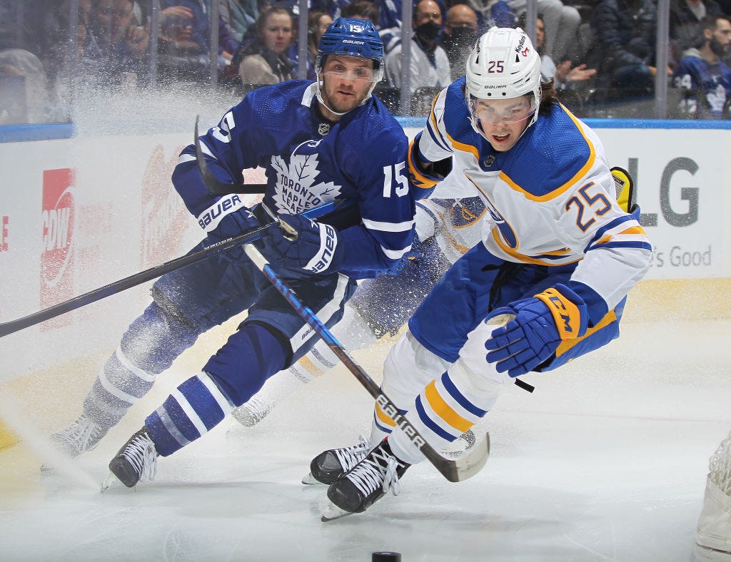 Toronto Maple Leafs: Auston Matthews tries to 'harmlessly' recruit