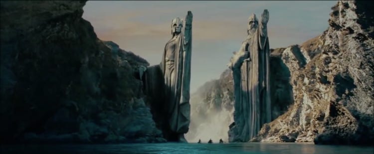 Sindarin, Fellowship Of The Ring, nazgul, ian McKellen, quenya