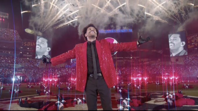 Super Bowl half-time show: How did The Weeknd do? - BBC News