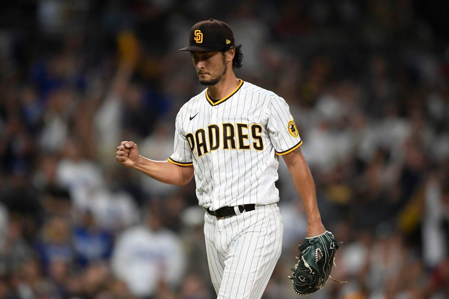 Bob's Briefing: Darvish to start season opener Apr. 7; Melvin also