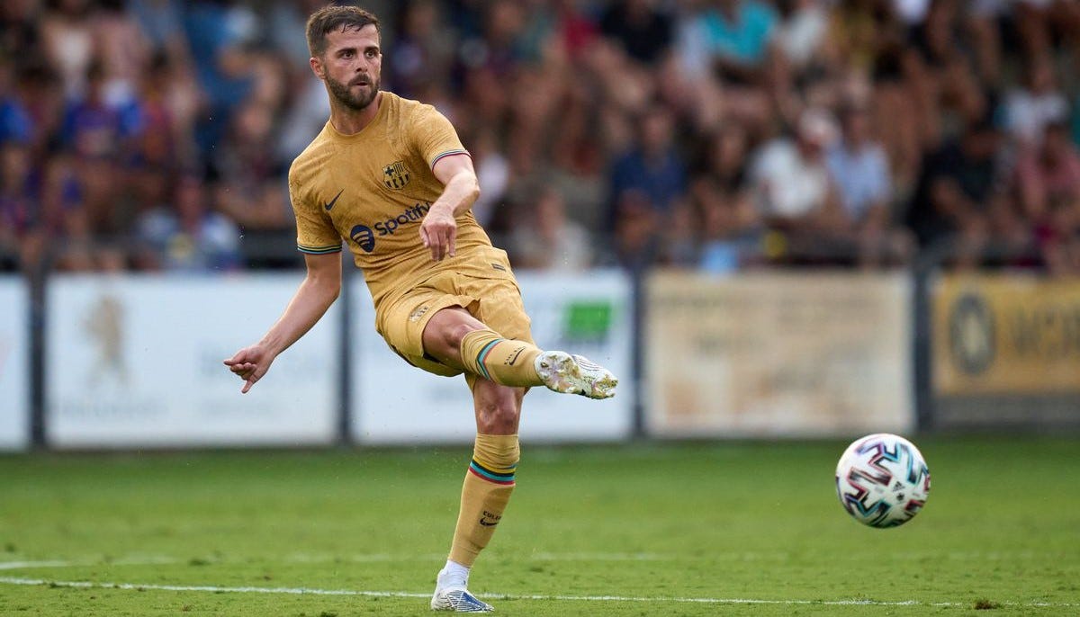 OFICIAL: Pjanic, novo jogador do Besiktas