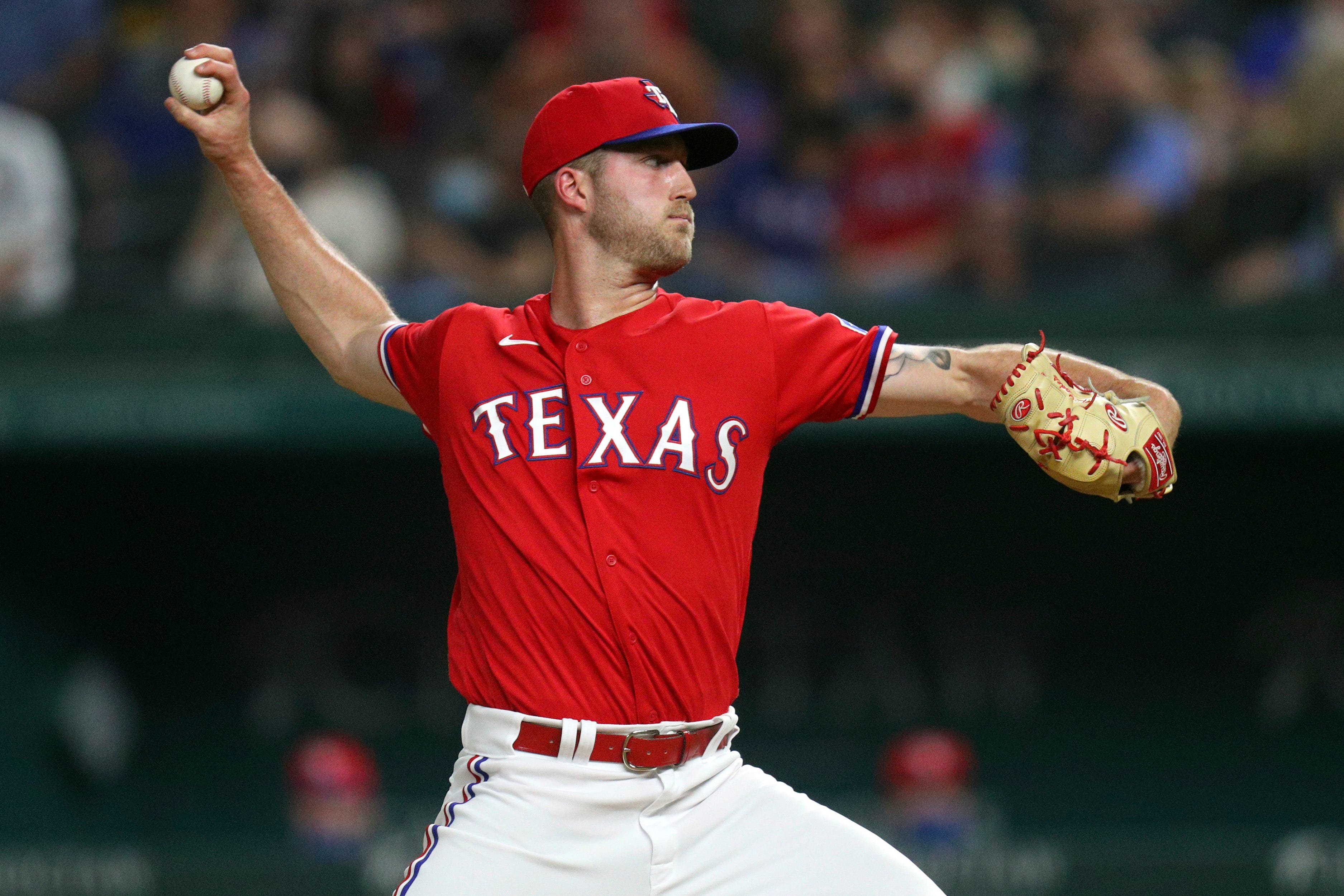Texas BREAKING: Rangers Tell Rougned Odor He Won't Make Roster