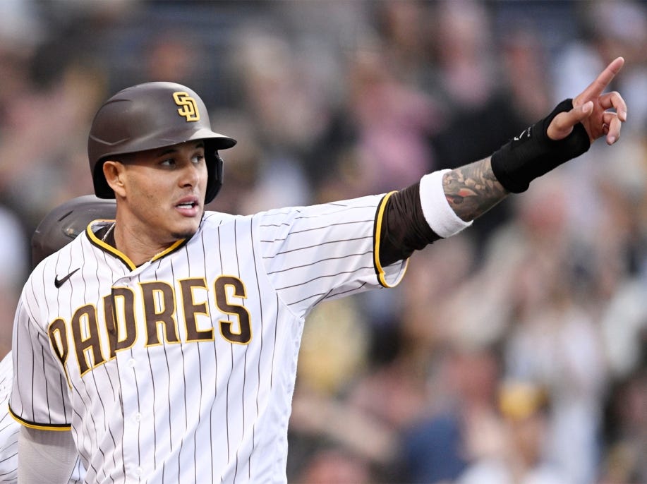 Manny Machado homers in doubleheader in Padres loss