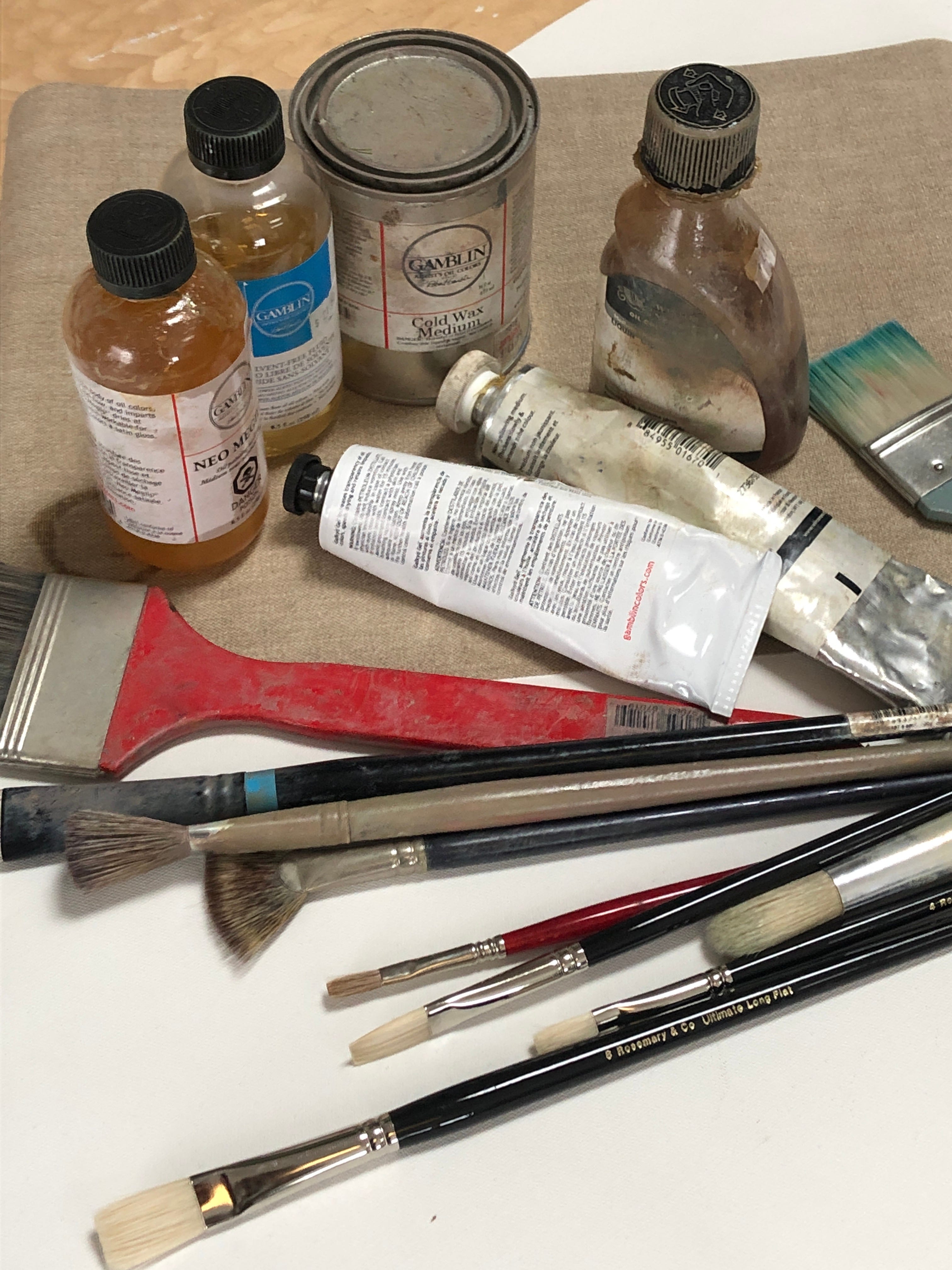 Frequently Asked Questions  Rosemary & Co Artist's Brushes