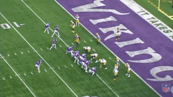 Adam Thielen GIF - Adam Thielen - Discover & Share GIFs