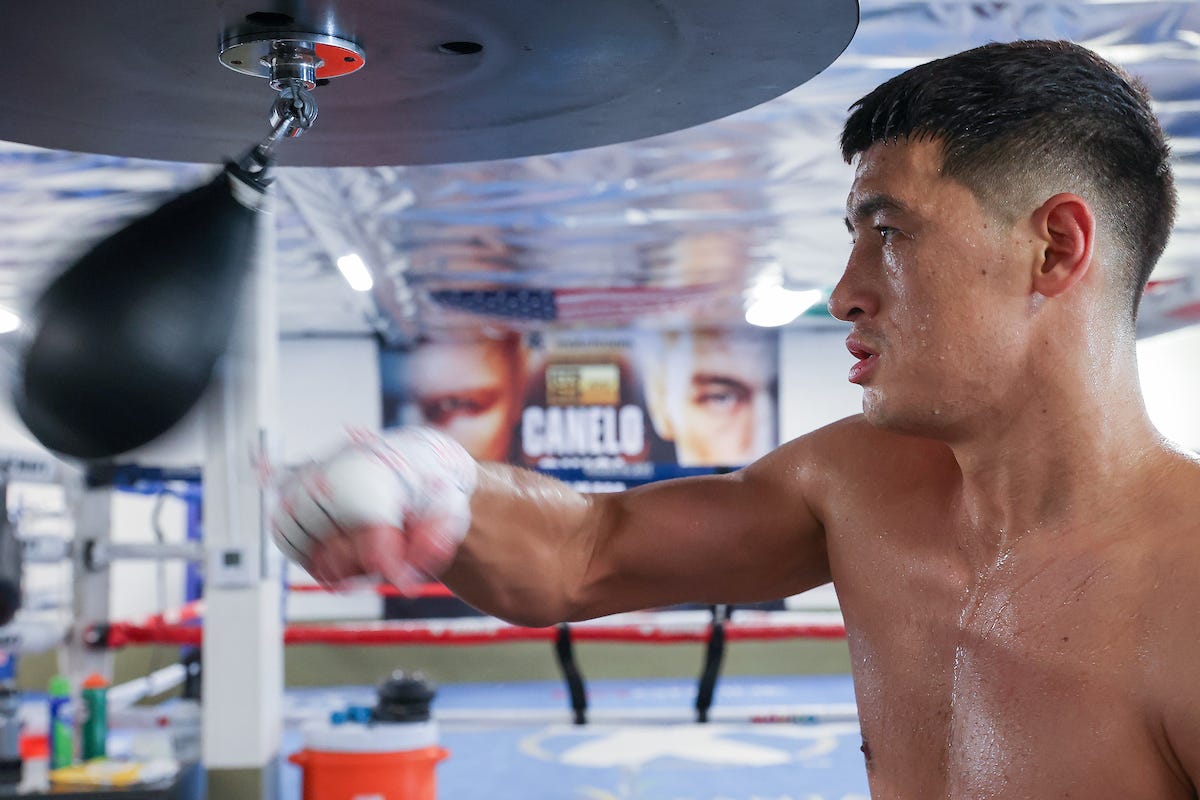 Boxing champ Jose Carlos Ramirez stepping up in coronavirus fight
