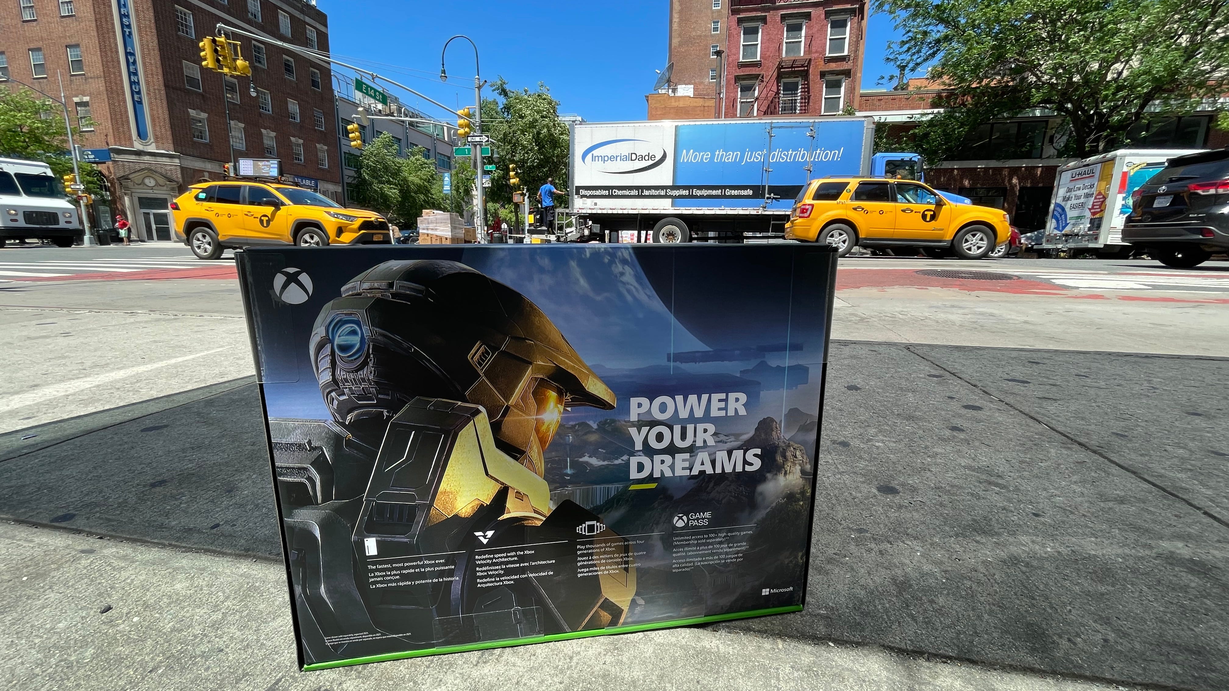 Xbox Series X 'Halo Infinite' Stock Update for Costco, GameStop, Best Buy  and More