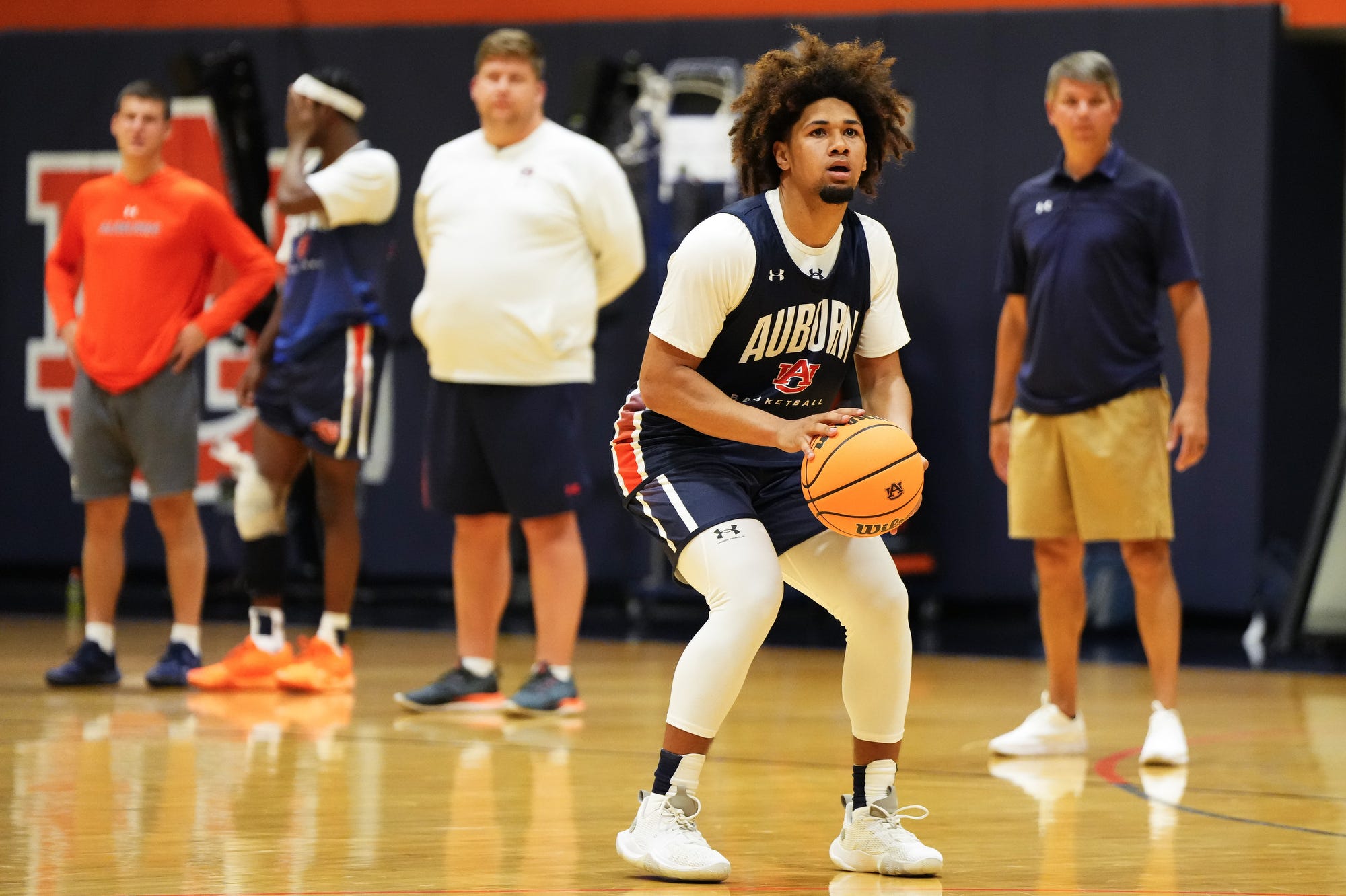 Auburn rises in preseason hoops rankings, more draft perspective