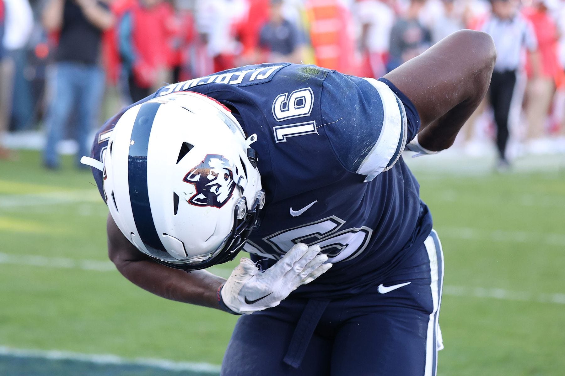 UConn signs agreement with CBS Sports Network for home football games