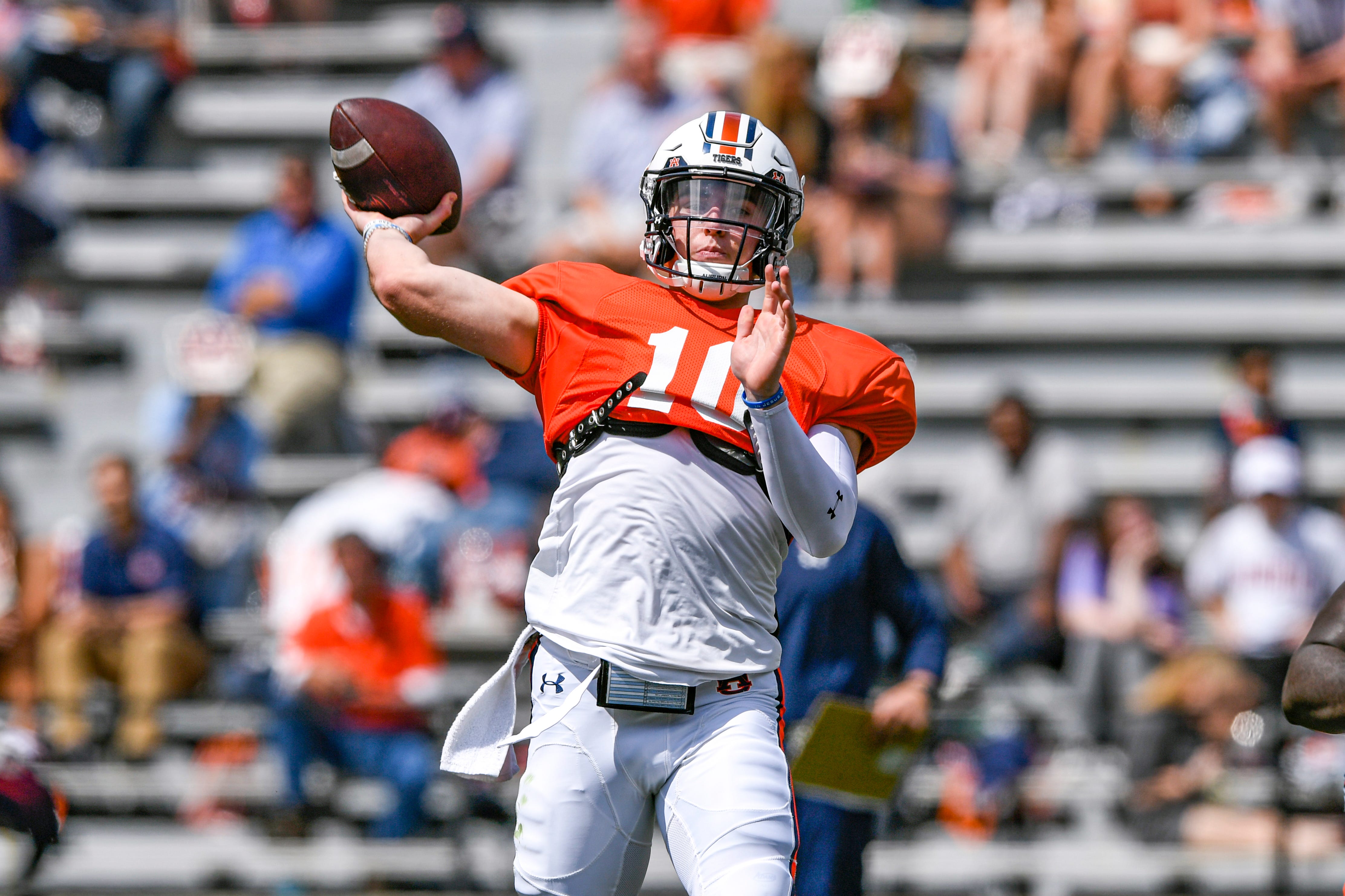 The 'key' stat that stands out about Bo Nix, and where the Auburn