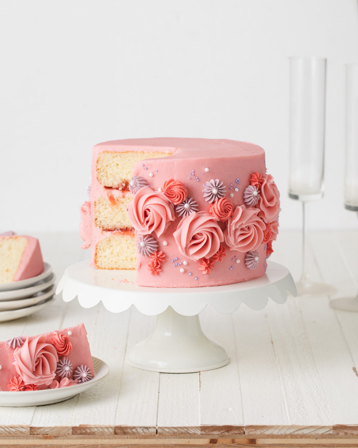 33 Shades of Green: Weekend Kitchen: Pink Prosecco Cake