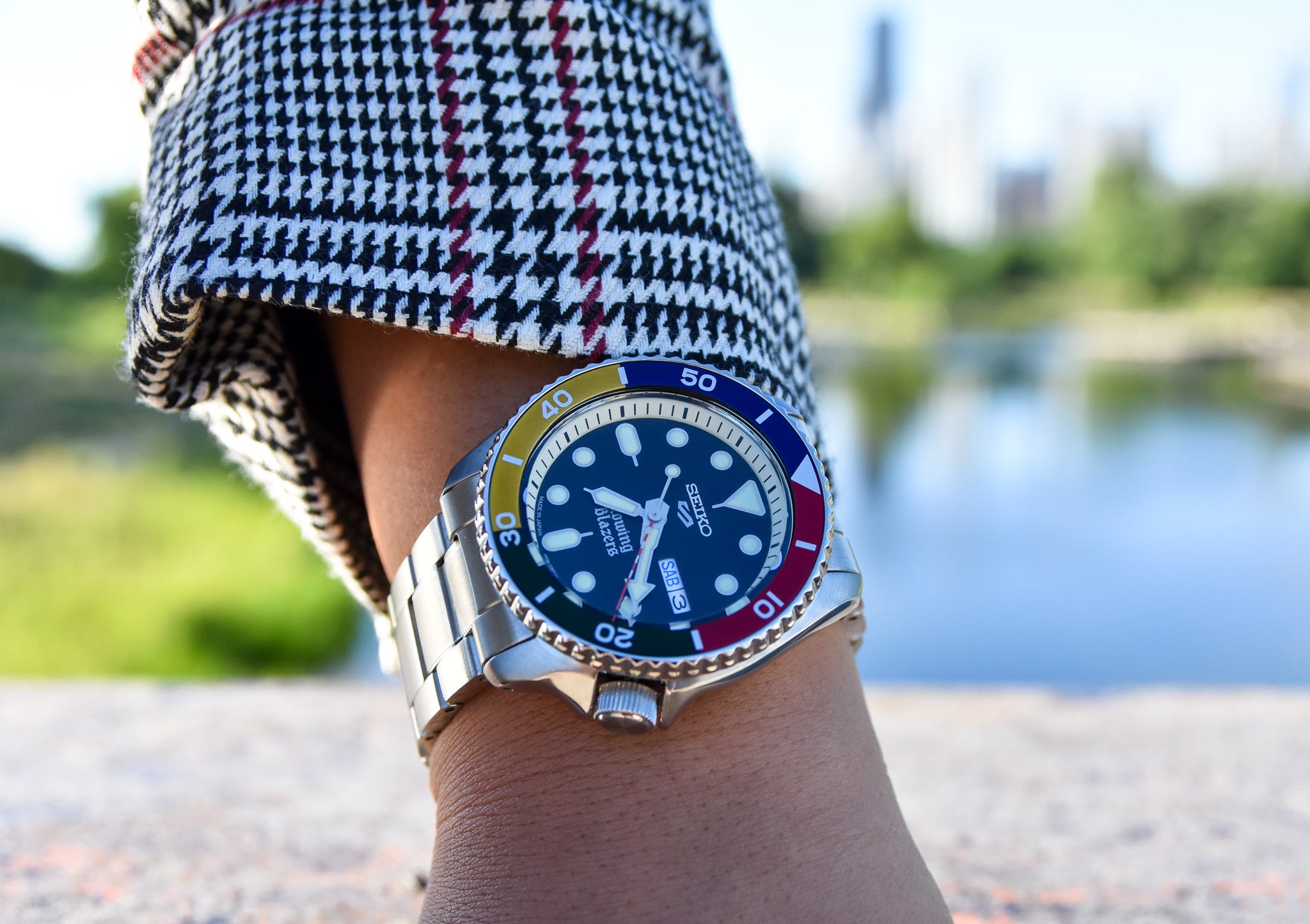 Zodiac Teamed Up With Rowing Blazers To Create This 'Trading Places'  Inspired Super Sea Wolf Watch - BroBible