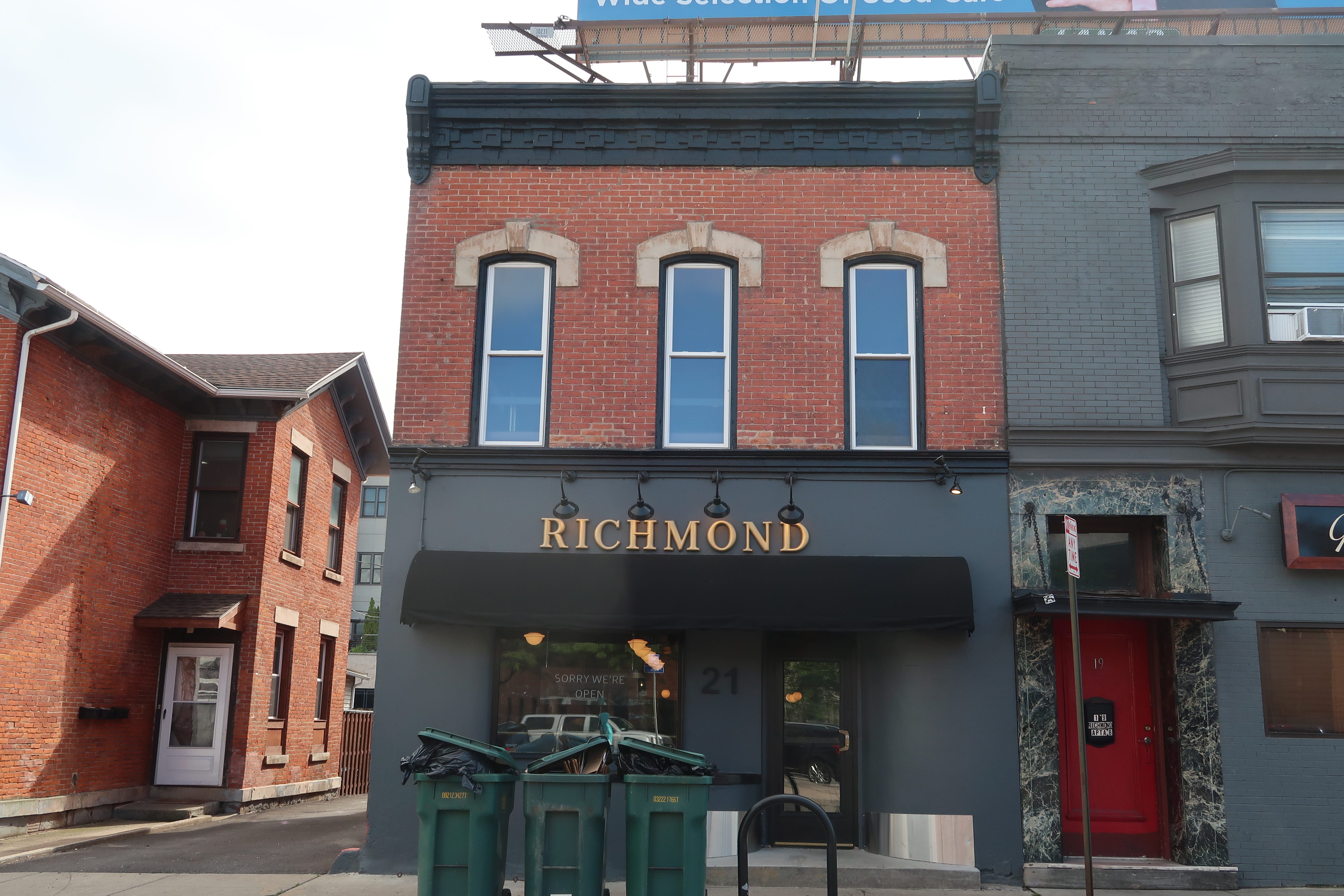 Josh Allen's Favorite Pizza and Wings In Buffalo