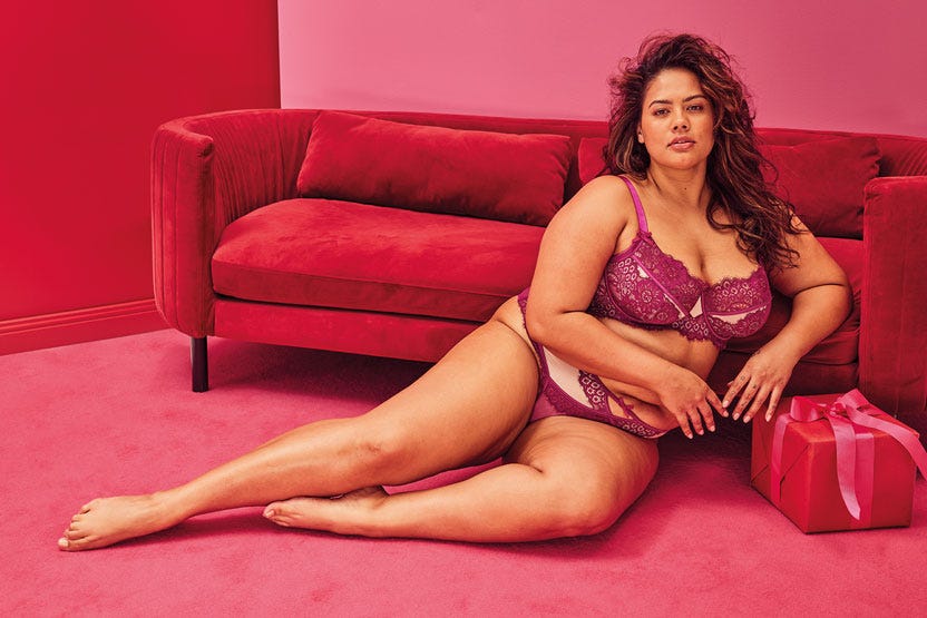 This plus-size model recreated a bunch of Victoria's Secret ads, and  SLAYED - HelloGigglesHelloGiggles